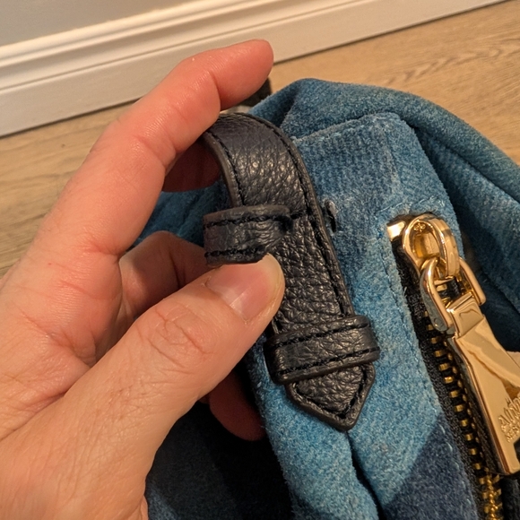 Aimee Kestenberg Blue Geometric Crossbody Bag - Picture 12 of 14